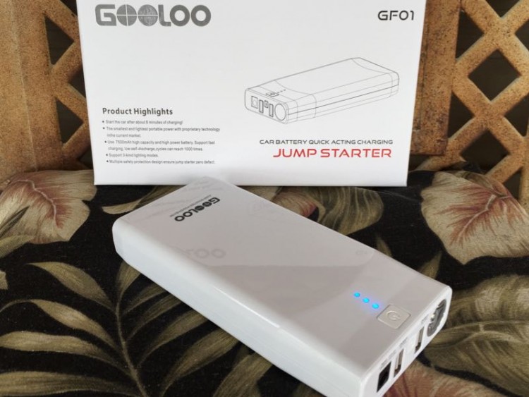 Gooloo GF01 Jump Starter Power Bank/Images by David Goodspeed