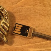 CustomUSB Makes Flash Drives for the Game of Thrones (and Other Shows) Fan in You