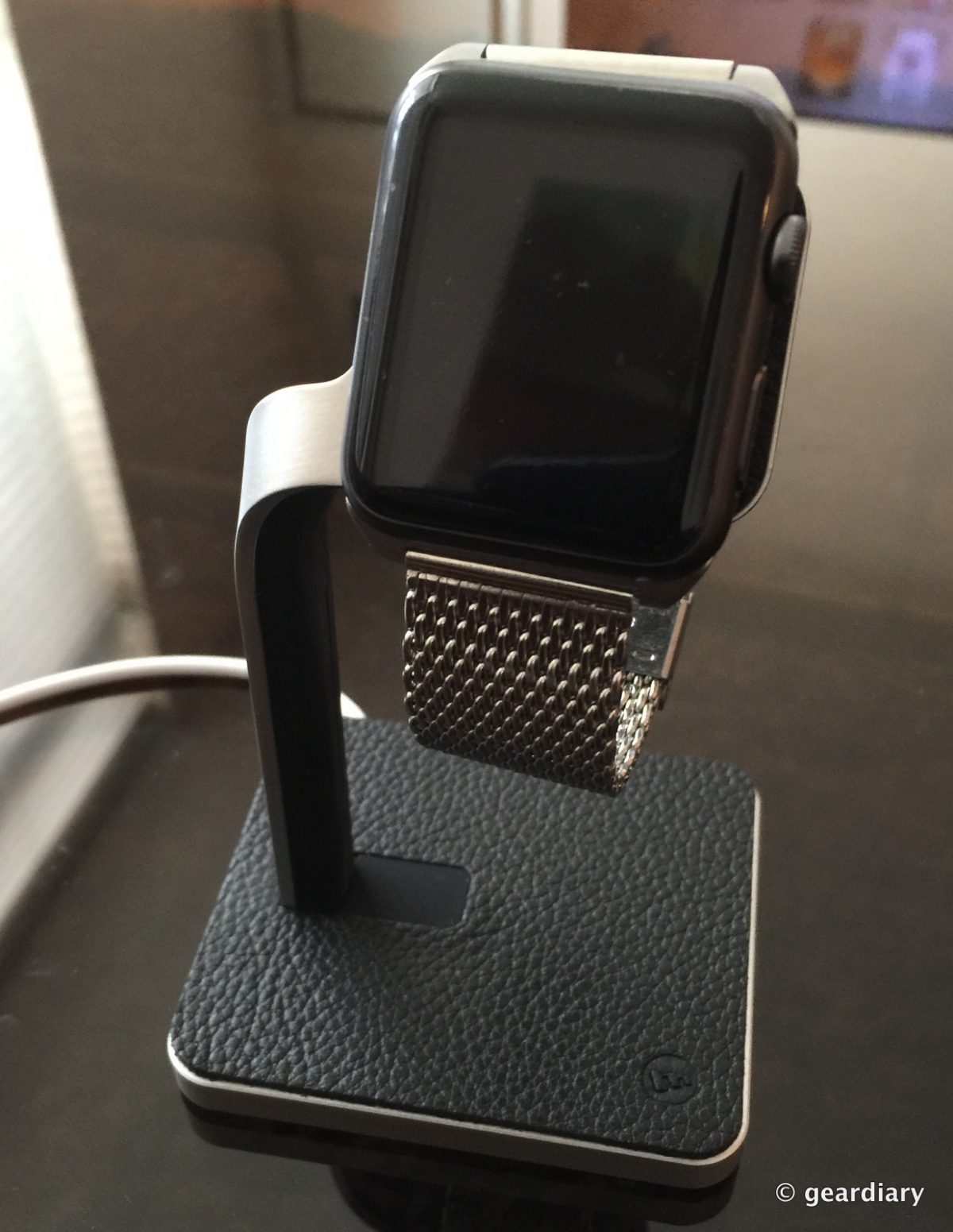 Mophie's Watch Dock Is One of the More Elegant Apple Watch Docks Available