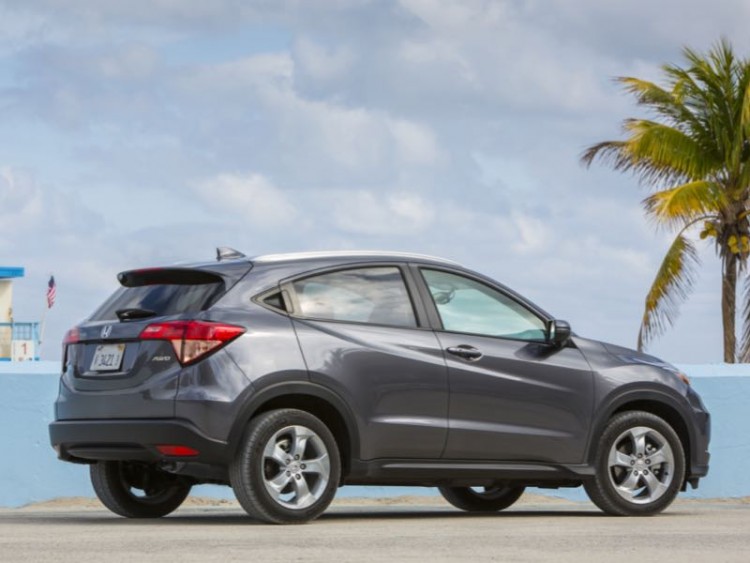 2016 Honda HR-V Proves Good Things Do Come in Small Packages!