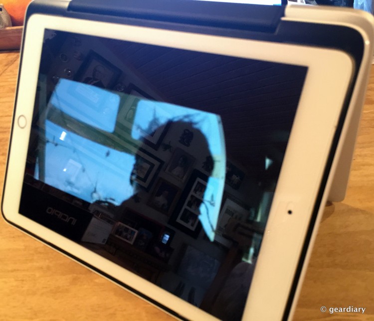 21-Gear Diary Reviews the Incipio Pro CalmCase Pro for the iPad Air 2.06