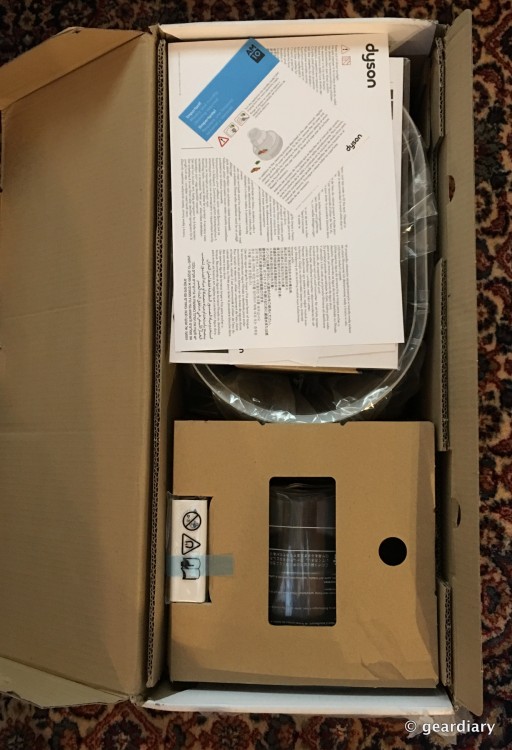 The Dyson AM10 Humidifier Puts Humidity Where It Belongs in the Air