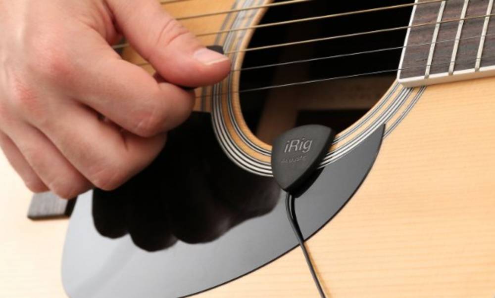 IK Multimedia iRig Acoustic Reinvents Guitar Miking for Mobile