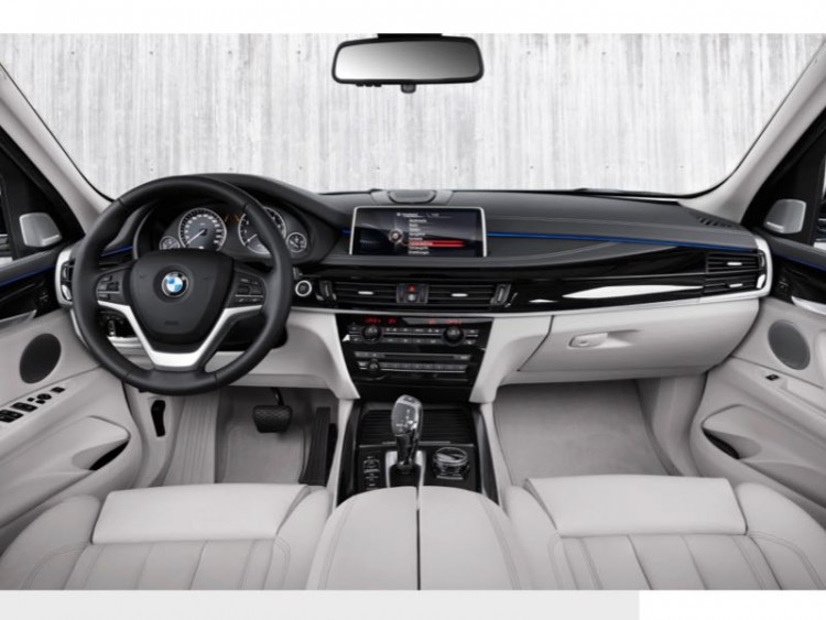 2016 BMW X5 xDrive40e: Better, Brighter, Greener