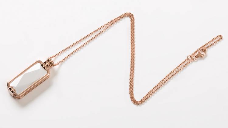 Ten Pieces of Tech That Every Fashionable Woman Should Know About