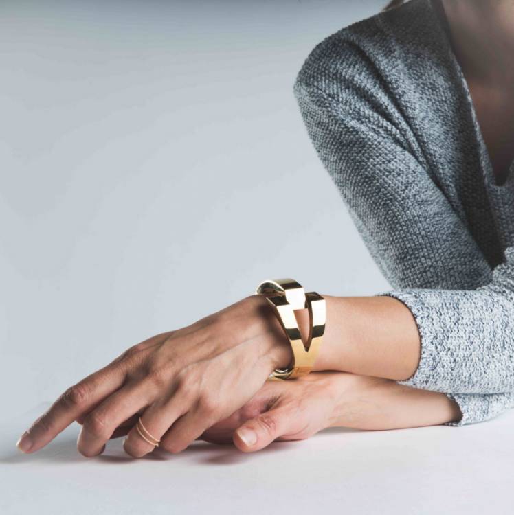 Ten Pieces of Tech That Every Fashionable Woman Should Know About