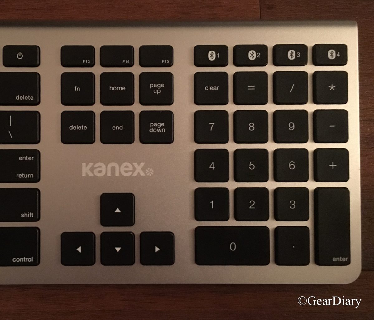 Kanex MultiSync Mac Keyboard Is a Multi-tasking Maven