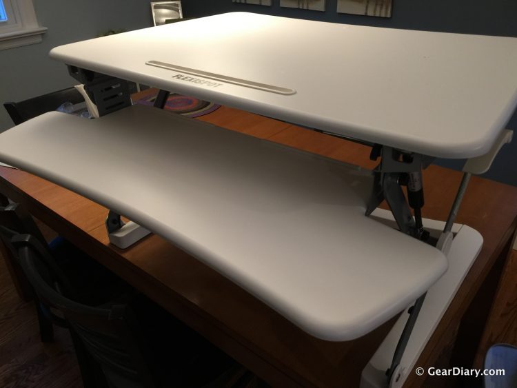 The FlexiSpot Sit-Stand Desktop WorkstationReview: It Is an Office Revelation! 7 The FlexiSpot Sit-Stand Desktop WorkstationReview: It Is an Office Revelation!