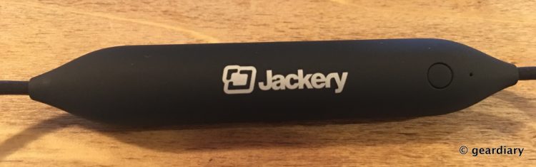 7-Jackery Jewel Lightning Power Cord-006