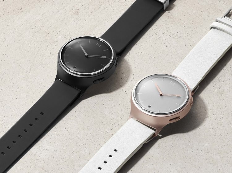 The Misfit Phase Hybrid Smartwatch: Classically Inspired Fitness Tracking
