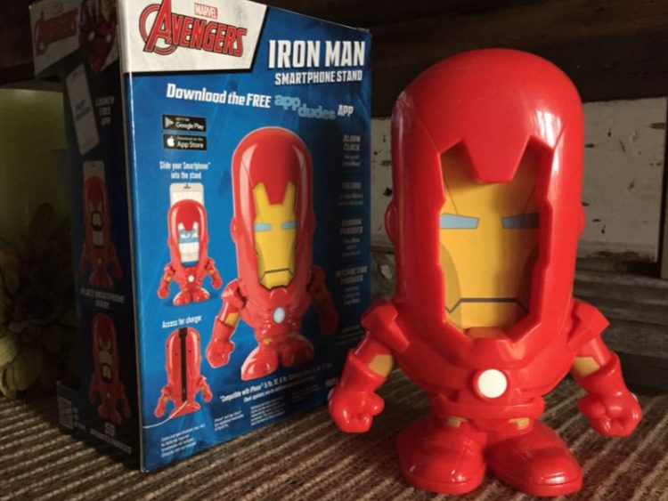 App Dudes Iron Man Smartphone Stand/Image by Author
