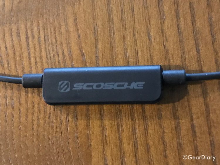 Scosche StrikeLine Cable Is a Better Way to Use an iPhone 7 and Wired Headphones