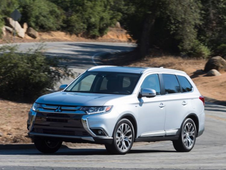 2017 Mitsubishi Outlander Family Crossover Not to be Overlooked