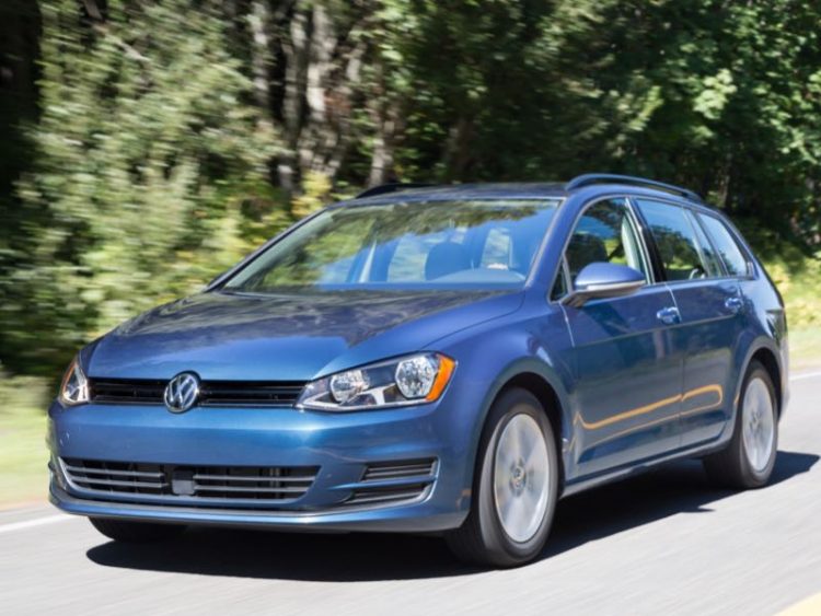 2017 VW Golf Sportwagen Great Alternative to the Compact Crossover
