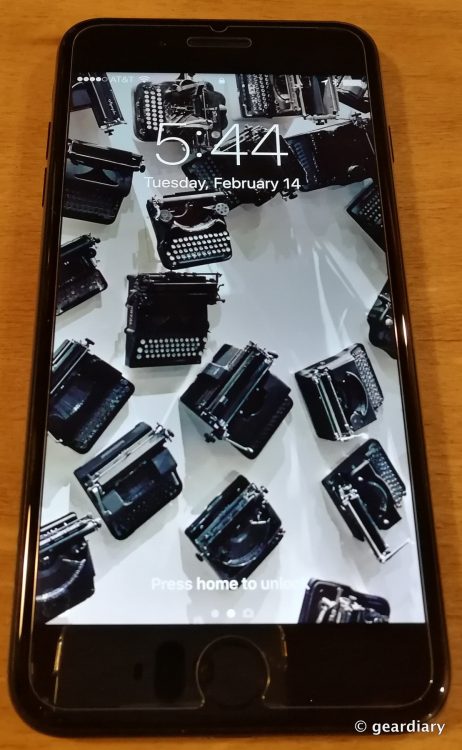 PITAKA Aramid Fiber iPhone 7 Case: Beautiful, Bulletproof Protection