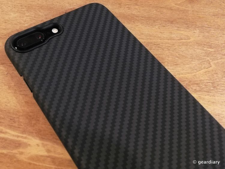 PITAKA Aramid Fiber iPhone 7 Case: Beautiful, Bulletproof Protection