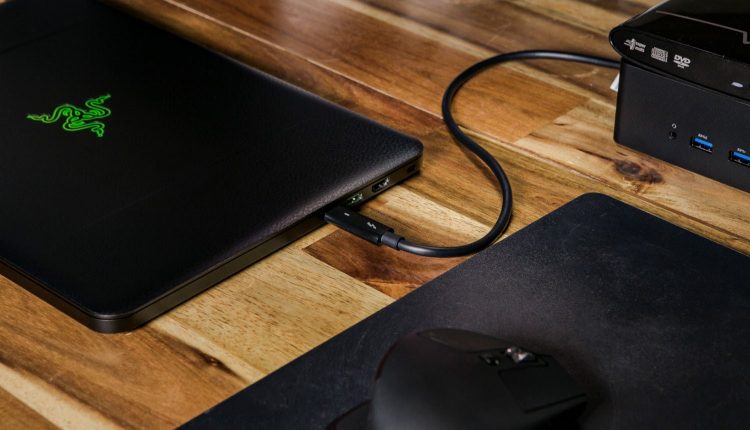 Dell Thunderbolt Dock TB16 Review: Connect Your Whole Setup with One Cable