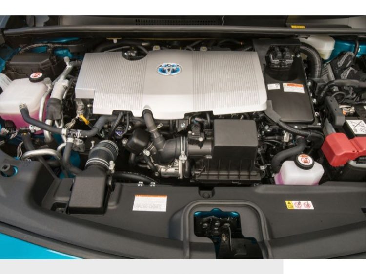 2017 Toyota Prius Prime Plug-in Helps You Cut the Cord at the Pump