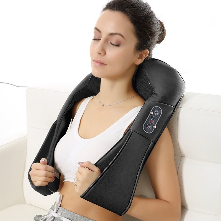 Naipo's Massager Might Help Get Rid of Your Shoulder Pain