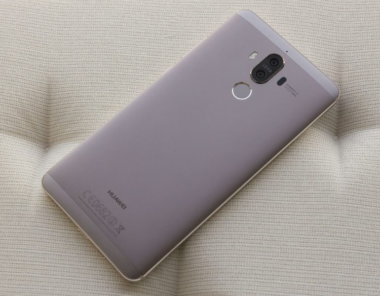 Huawei Mate 9 Review: Massive Screen, Tight Bezels, and Long Battery Life