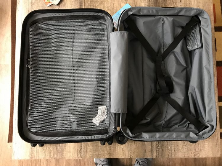 EBag's Carry-on Bag Doesn't Need Fancy Gadgets to Be Useful