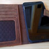 Galen Leather: Luxurious Accessories for Your Electronic Devices