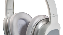 STREAMZ Headphones: All-in-One Voice Controlled Streaming Headphones