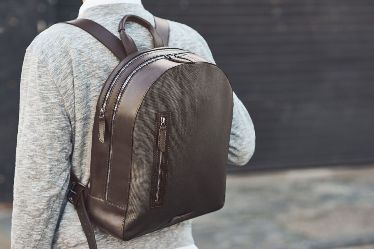 Carl Friedrik review | Men's leather bags | Leather card holders | OPUMO  Magazine