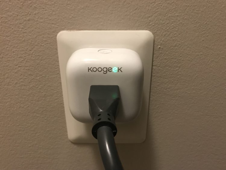 Koogeek's P1 Smart Plug Connects All of Your Home Tech Through Apple's HomeKit