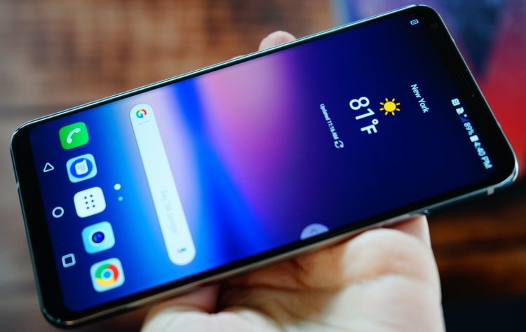 LG V30: A Small-ish Phablet with Huge Features