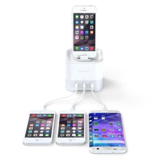 Satechi Smart Charging Stand Charges Apple Watch, FitBit Blaze, Smartphone and More