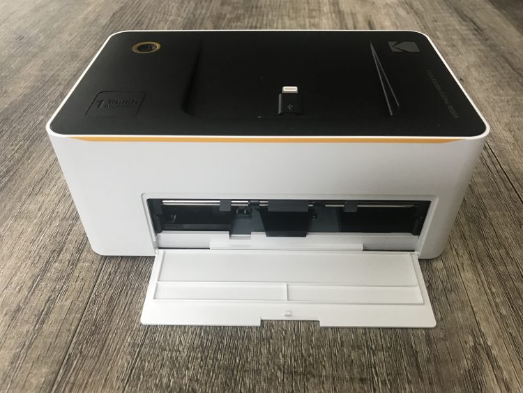 Kodak’s Photo Printer Dock for iPhone Is a Great Way to Print Your Favorite Images