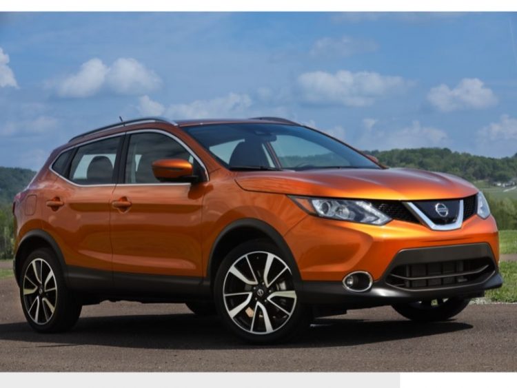 2017 Nissan Rogue Sport Is a Right-Sized Compact Cute Ute