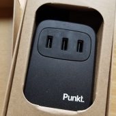 Punkt. UC 01 USB Desktop Charger: Plenty of Power to Spare!