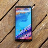 OnePlus 5T Review: No Wonder This Brand Has Such a Strong Cult Following
