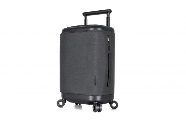 You'll Want the Incase ProConnected Power-Optimized, Connected 4-Wheel Luggage