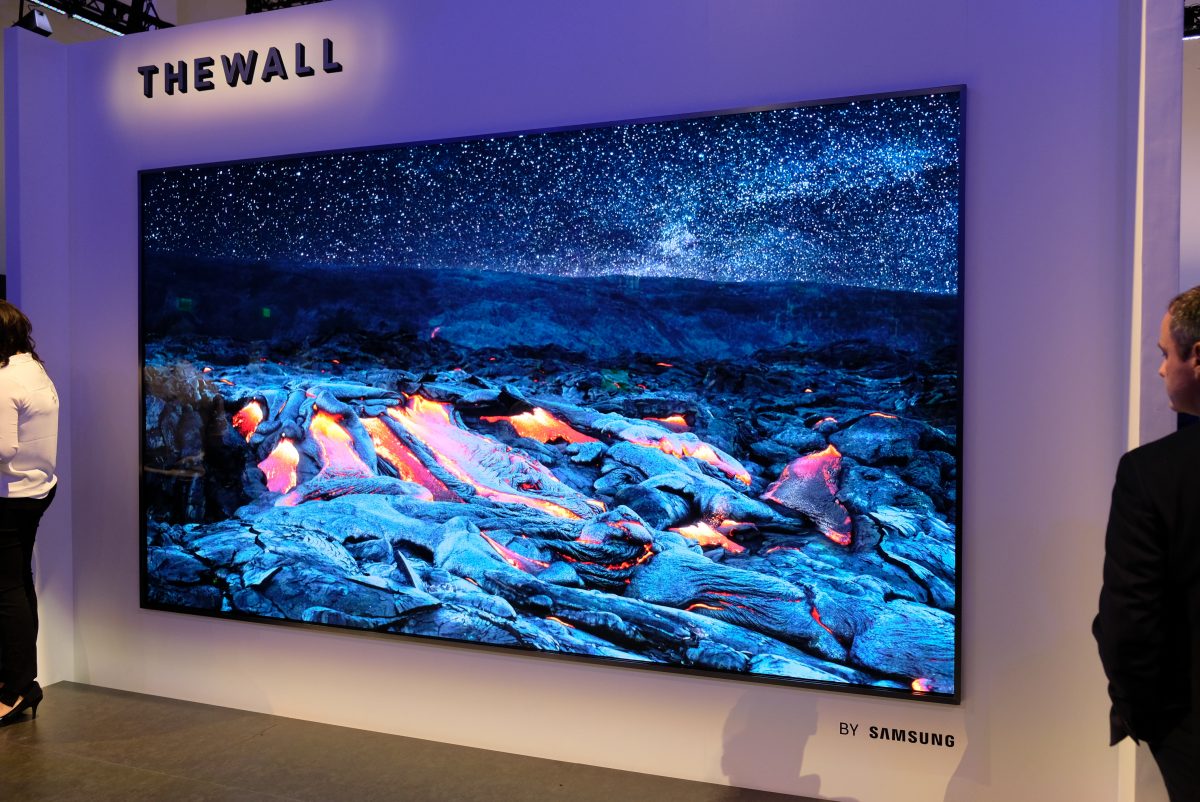 Самсунг стена. Samsung the Wall 219. Телевизор Samsung the Wall 219 дюймов. 146 Inch TV Microled Samsung. Самсунг ТВ 110 дюймов.