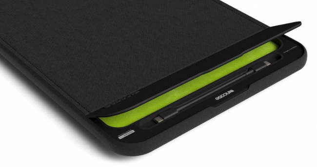 Incase IconConnected Power Sleeve for MacBook Pro: Protection and Charging