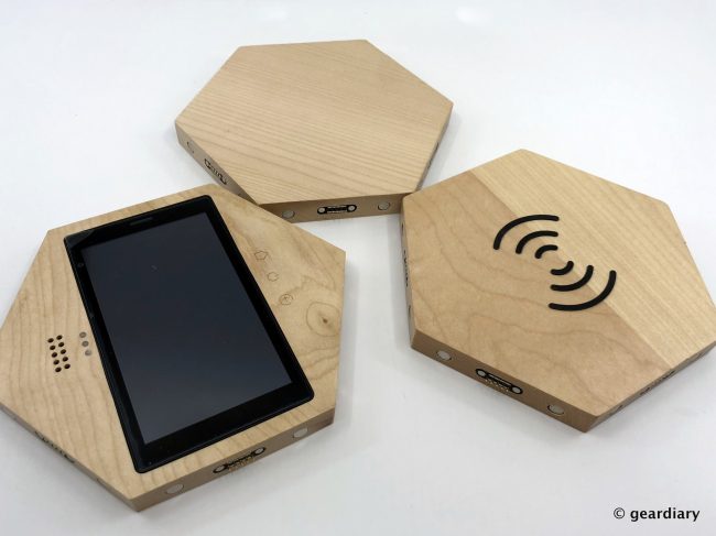 Pitaka MagHive: Smart Organization and Reminders in an Attractive Wooden Hub
