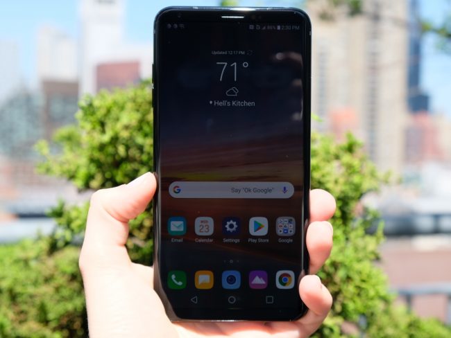 LG V35 ThinQ Is the Consolation Prize for AT&T Customers