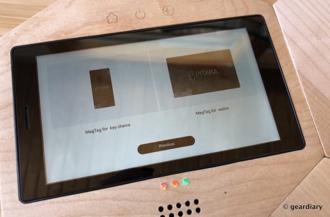 Pitaka MagHive: Smart Organization and Reminders in an Attractive Wooden Hub