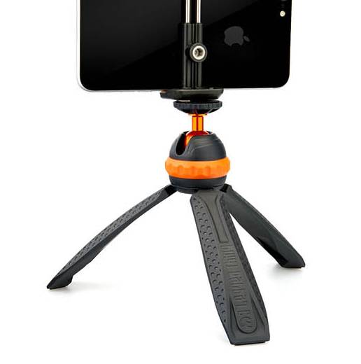 Up Your iPhoneograohy Game with the Iggy and The Cradle from 3 Legged Thing