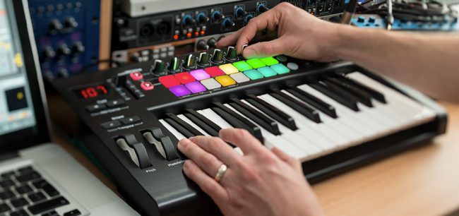Trying to Decipher the Novation Launchkey 25 MkII