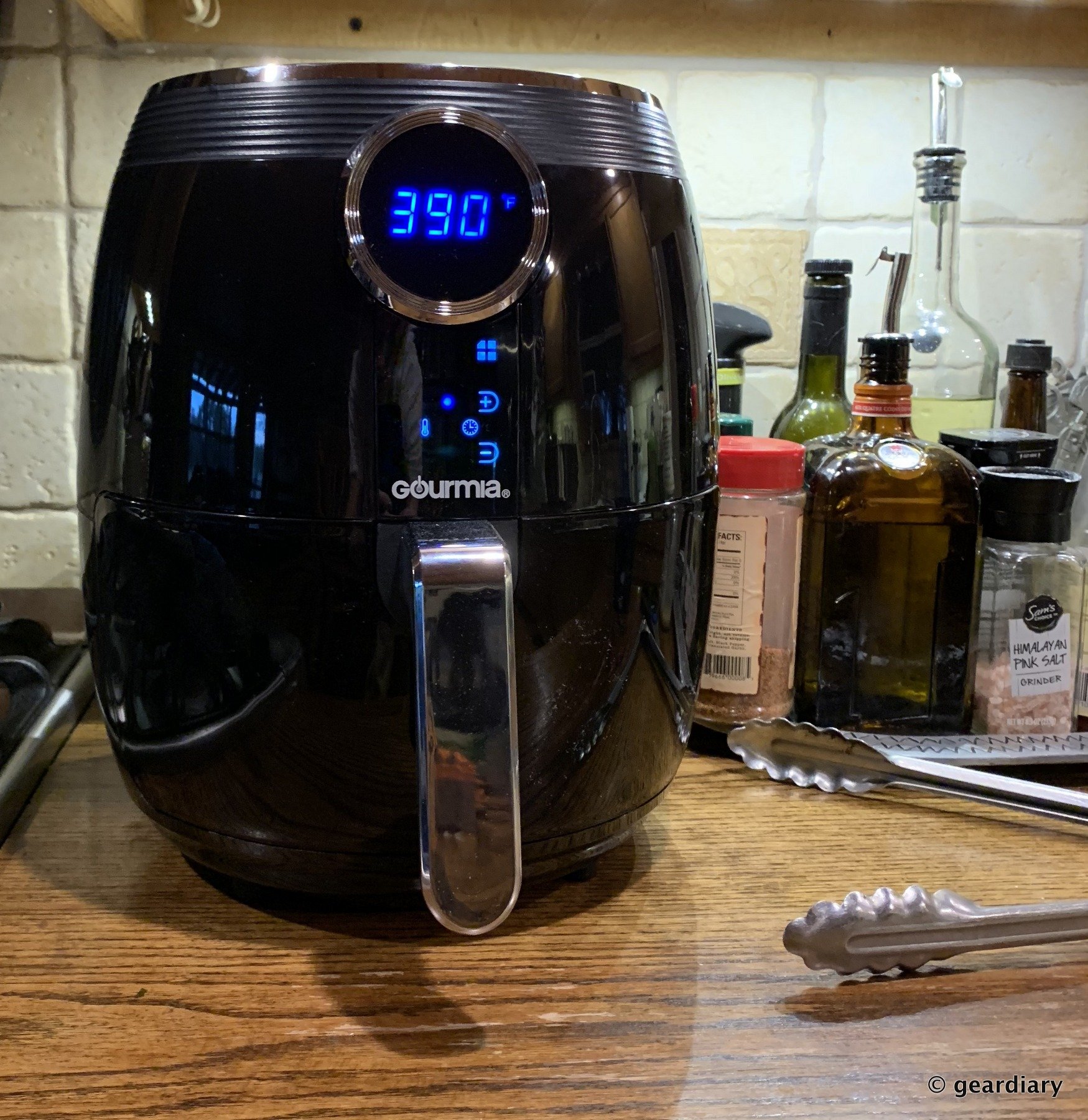 Gourmia 5-Quart GAF575 Air Fryer: Fried Food Without Any Guilt | GearDiary