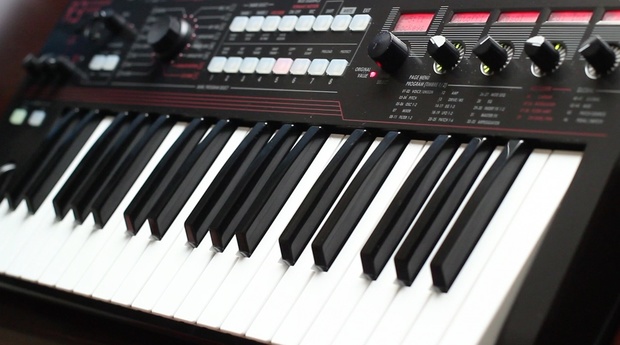 Giving the Korg R3 Its Due | GearDiary