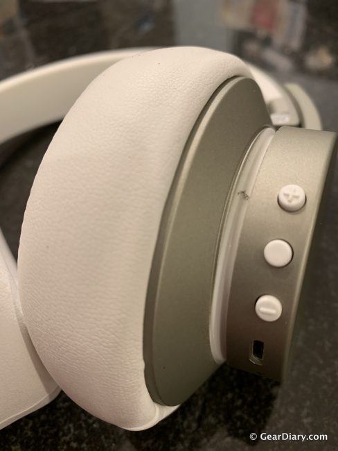 Urbanista New York Bluetooth Headphones with ANC are Perfect for your Daily Commute