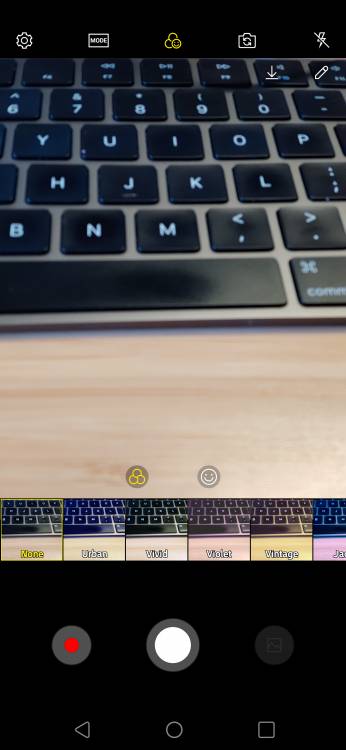 AT&T LG V40 ThinQ Review: The Flagship Smartphone with 5 Cameras 57 AT&T LG V40 ThinQ Review: The Flagship Smartphone with 5 Cameras