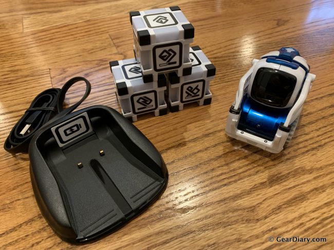 Anki Cozmo Is a Robot That's Fun for the Whole Family
