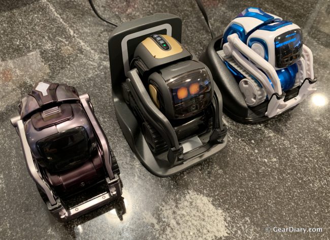 Anki Cozmo Is a Robot That's Fun for the Whole Family