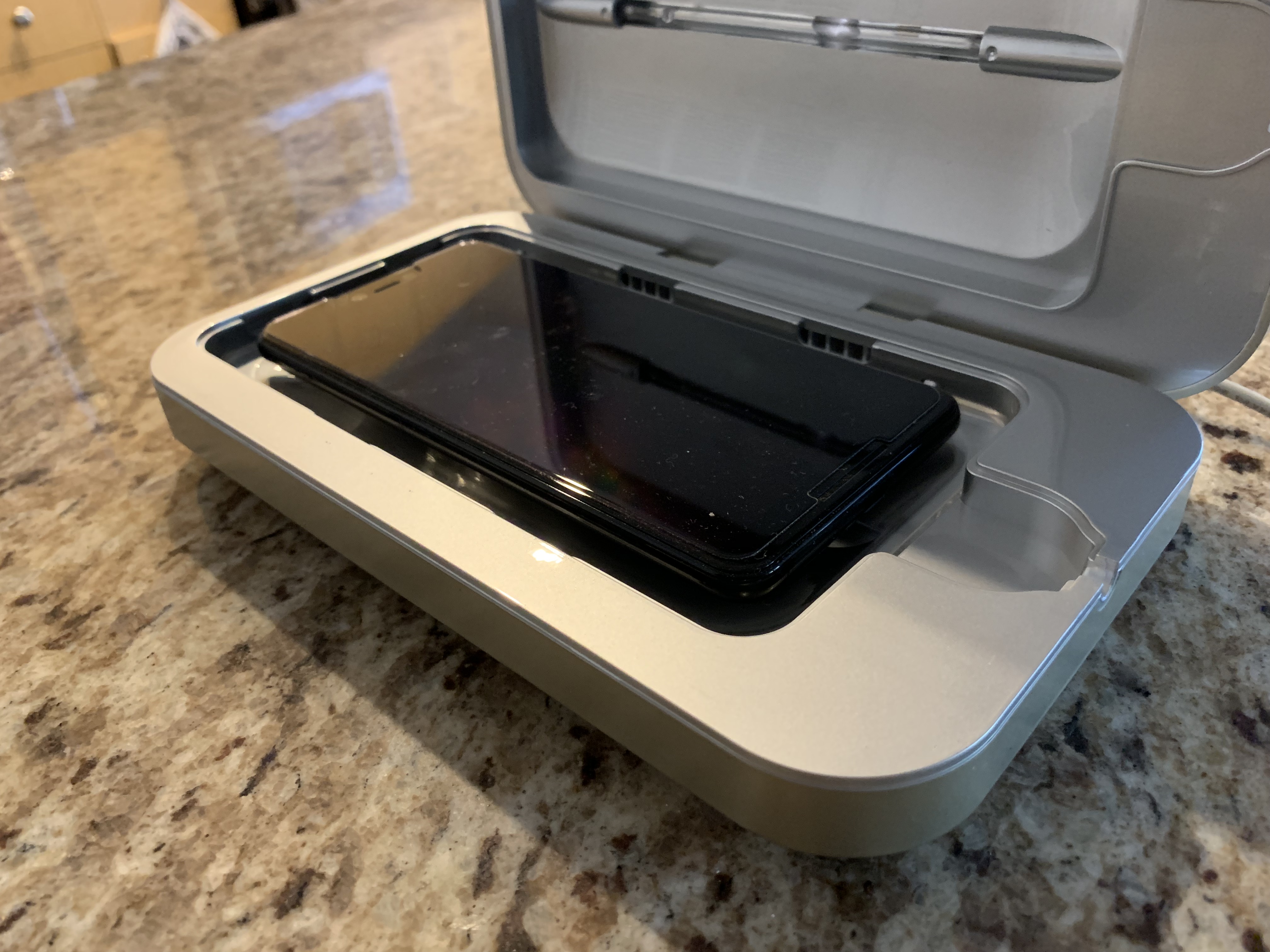 PhoneSoap 3 Is an Easy Way to Make Your Phone Less Disgusting GearDiary